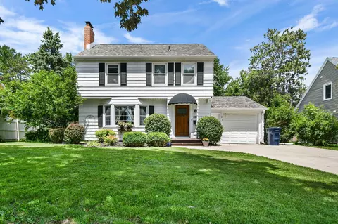 1121 Hawthorne, Janesville, WI 53545