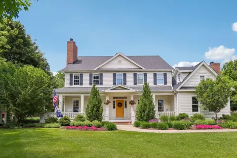 191 Fieldstone, Delafield, WI 53018