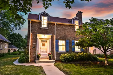 2963 N 70th, Milwaukee, WI 53210