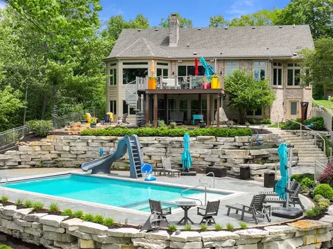 6474 Blue Heron Pointe, Waterford, WI 53185