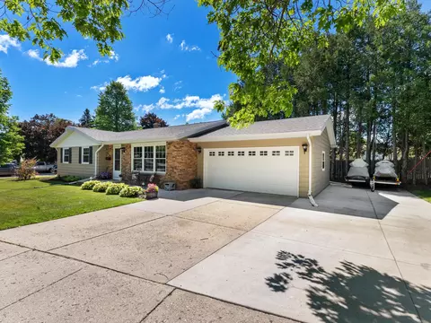 3113 North, Sheboygan, WI 53083