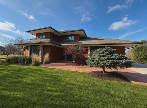 1415 Cedarton, Cedarburg, WI 53024