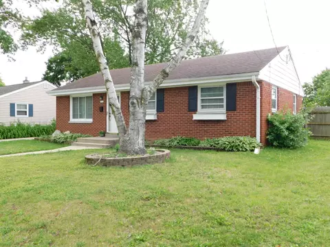 1531 Birch, Waukesha, WI 53188