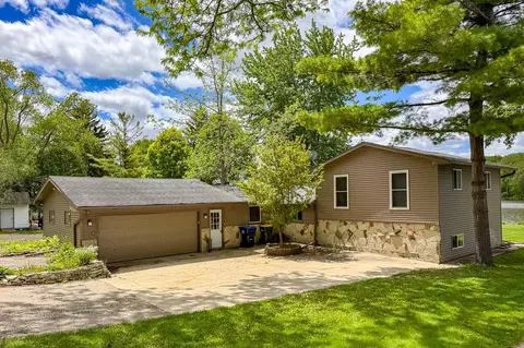 n4973 Spearhead Trail, Hubbard, WI 53039