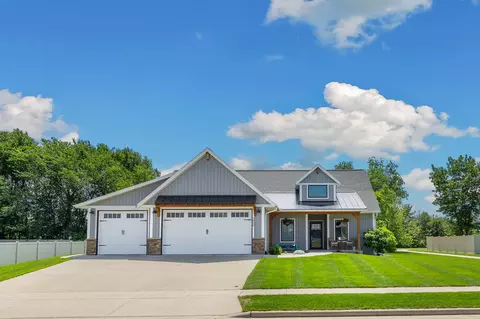 1806 Hudson, Holmen, WI 54636