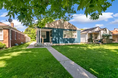 5033 N 24th, Milwaukee, WI 53209