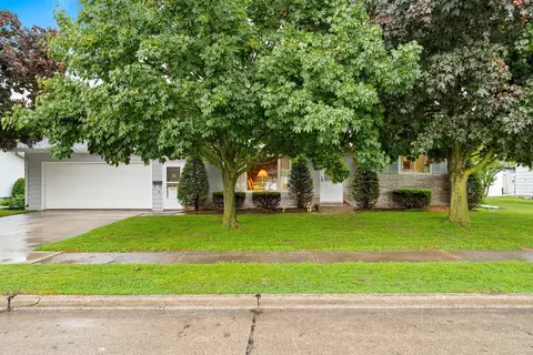 1619 Miriam, Manitowoc, WI 54220