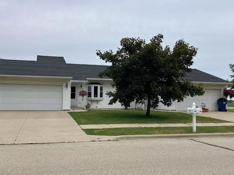 284 Martin #286, Fredonia, WI 53021