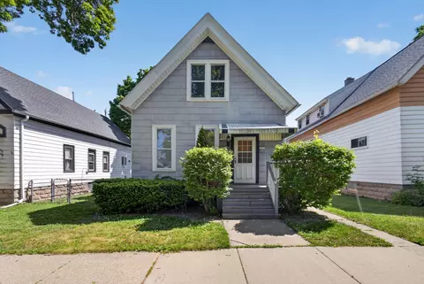 2927 W Lapham #2927A, Milwaukee, WI 53215