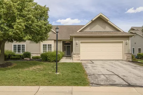 5394 S Butterfield, Greenfield, WI 53221