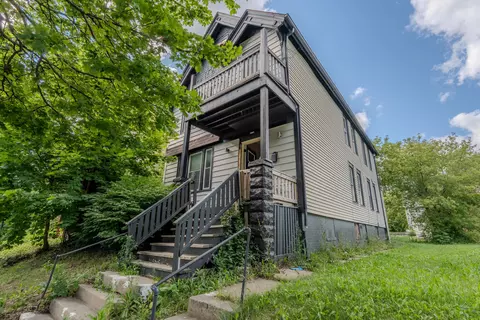 908 W Hadley #908A, Milwaukee, WI 53206