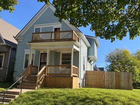 2822 N 28th, Milwaukee, WI 53210