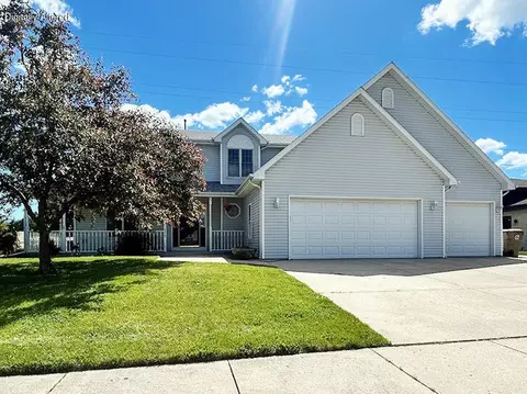 2215 28 Th, Kenosha, WI 53140