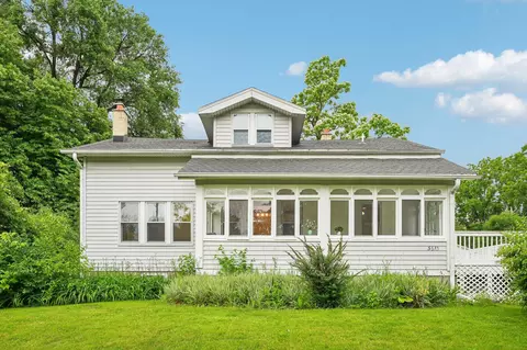 3615 W Cold Spg, Greenfield, WI 53221