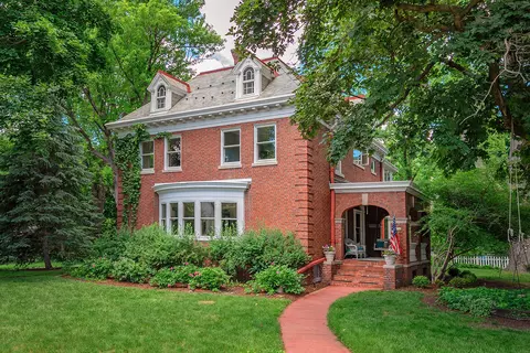 8000 Warren, Wauwatosa, WI 53213