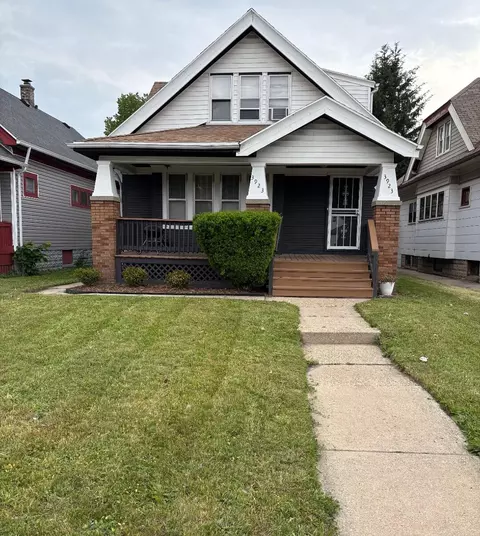 3923 N 27th, Milwaukee, WI 53216