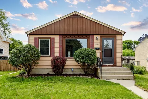 3683 S Clement, Milwaukee, WI 53207