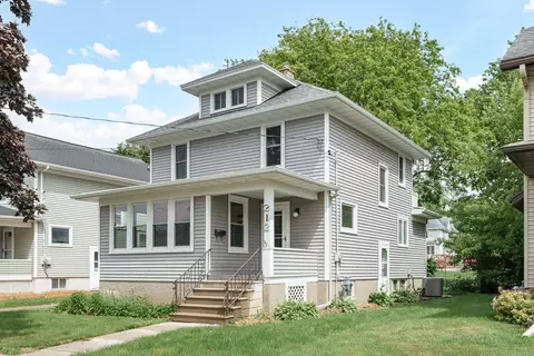 212 James, Beaver Dam, WI 53916