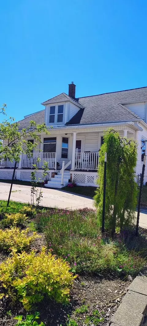 1713 Jackson, Two Rivers, WI 54241