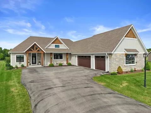 s86w34670 Knoll, Eagle, WI 53119