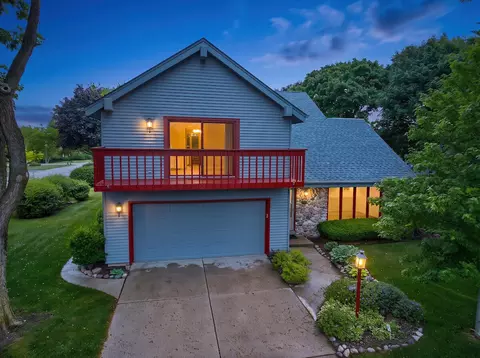 6028 Quaker Hl, Mount Pleasant, WI 53406