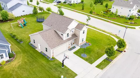 1298 Juniper, Oconomowoc, WI 53066