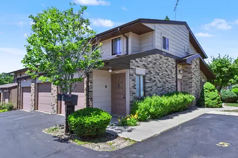 402 Sheffield #3, Waukesha, WI 53186