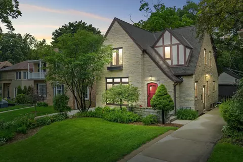 4314 N Ardmore, Shorewood, WI 53211