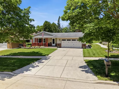 4006 S 18th, Sheboygan, WI 53081