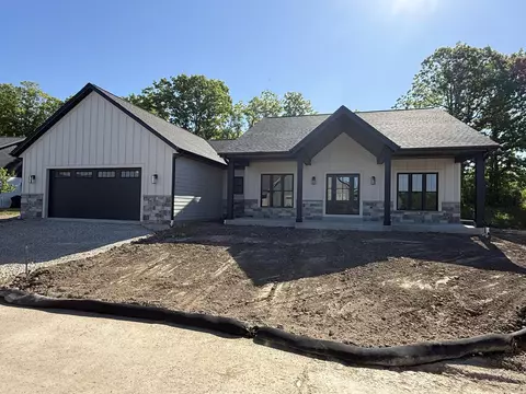 w208n16278 Renee, Jackson, WI 53037