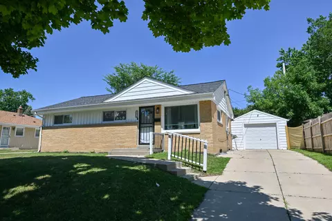 6476 N 84th, Milwaukee, WI 53224
