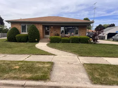 2112 26th, Kenosha, WI 53140