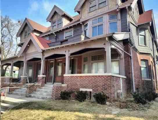 1144 N 33rd #1150, Milwaukee, WI 53208