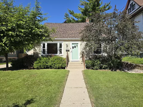 1957 S 82nd, West Allis, WI 53219