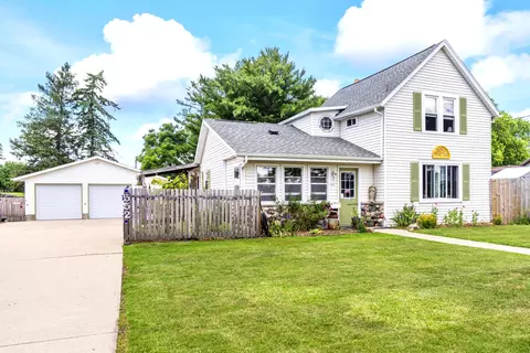 552 Milford, Watertown, WI 53094