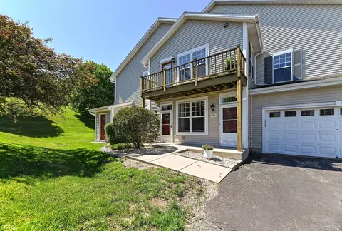 1202 Woodbury #A, Waukesha, WI 53189