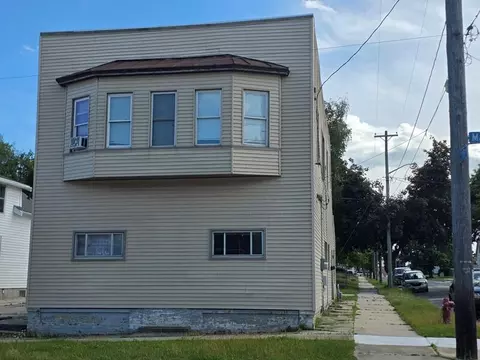 1305 S 15th #1305, Manitowoc, WI 54220