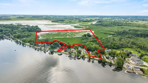 7110 N Tichigan, Waterford, WI 53185