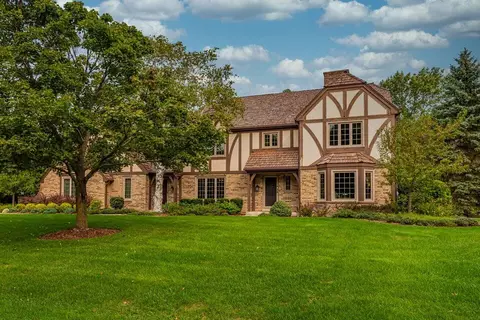 11110 N Wyngate, Mequon, WI 53092