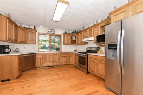 Kitchen - 9702 W State Road 81, Newark, WI 53511 photo 2 of 5