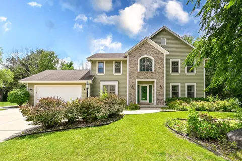 14285 W North Oak, New Berlin, WI 53151