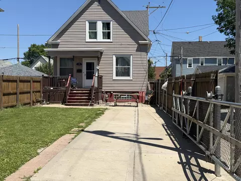1120 S 32nd, Milwaukee, WI 53215