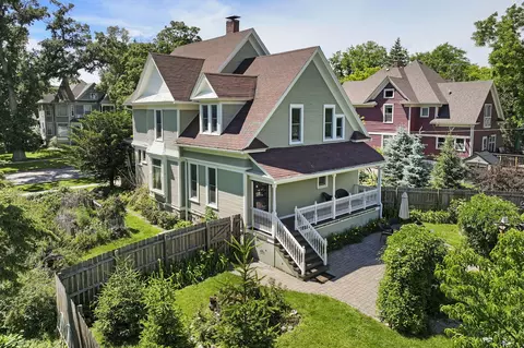 215 S Washington, Elkhorn, WI 53121