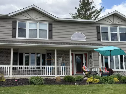 w5247 Plantation Road, Sugar Creek, WI 53121