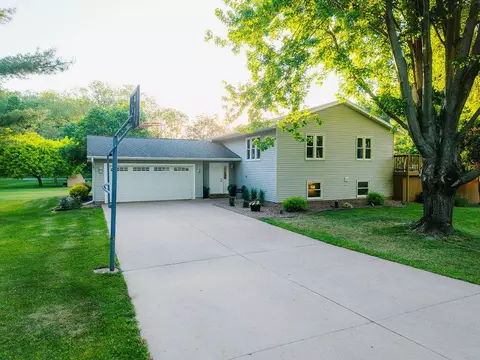 n5273 Clover Court, Onalaska, WI 54650