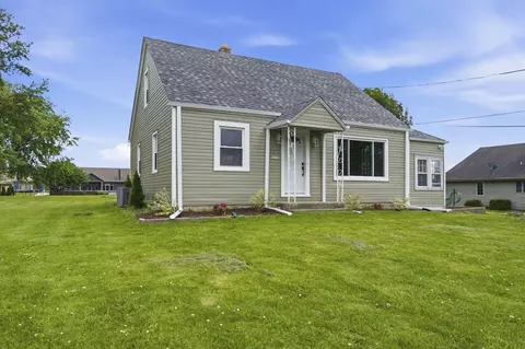 10110 S Shepard, Oak Creek, WI 53154