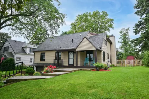 1314 S East, Waukesha, WI 53186