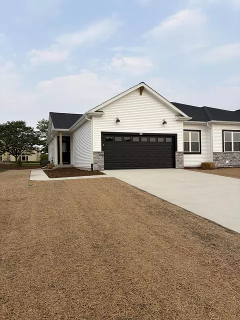 752 Pleasant Park, Johnson Creek, WI 53038