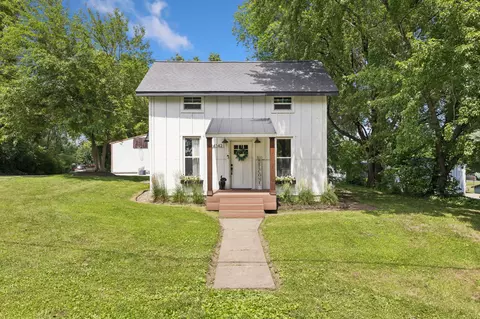 24342 6th, Trempealeau, WI 54661