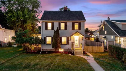 612 Marquette, South Milwaukee, WI 53172